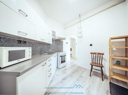 Pronájem bytu, 1+1, 44 m²