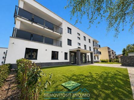 Pronájem bytu, 2+kk, 61 m²