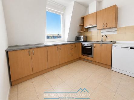 Pronájem bytu, 3+1, 72 m²
