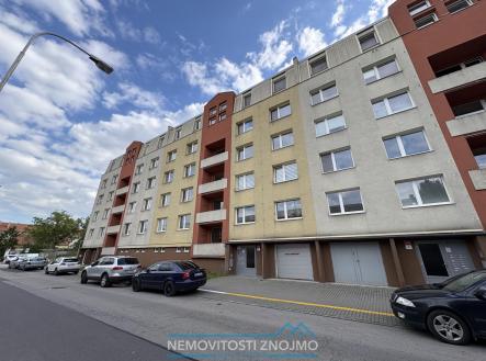 Pronájem bytu, 1+1, 33 m²