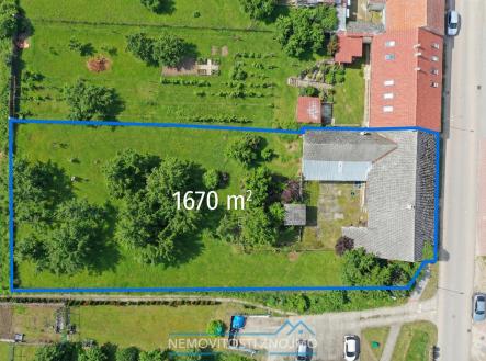 Prodej pozemku pro bydlení, 1 670 m²
