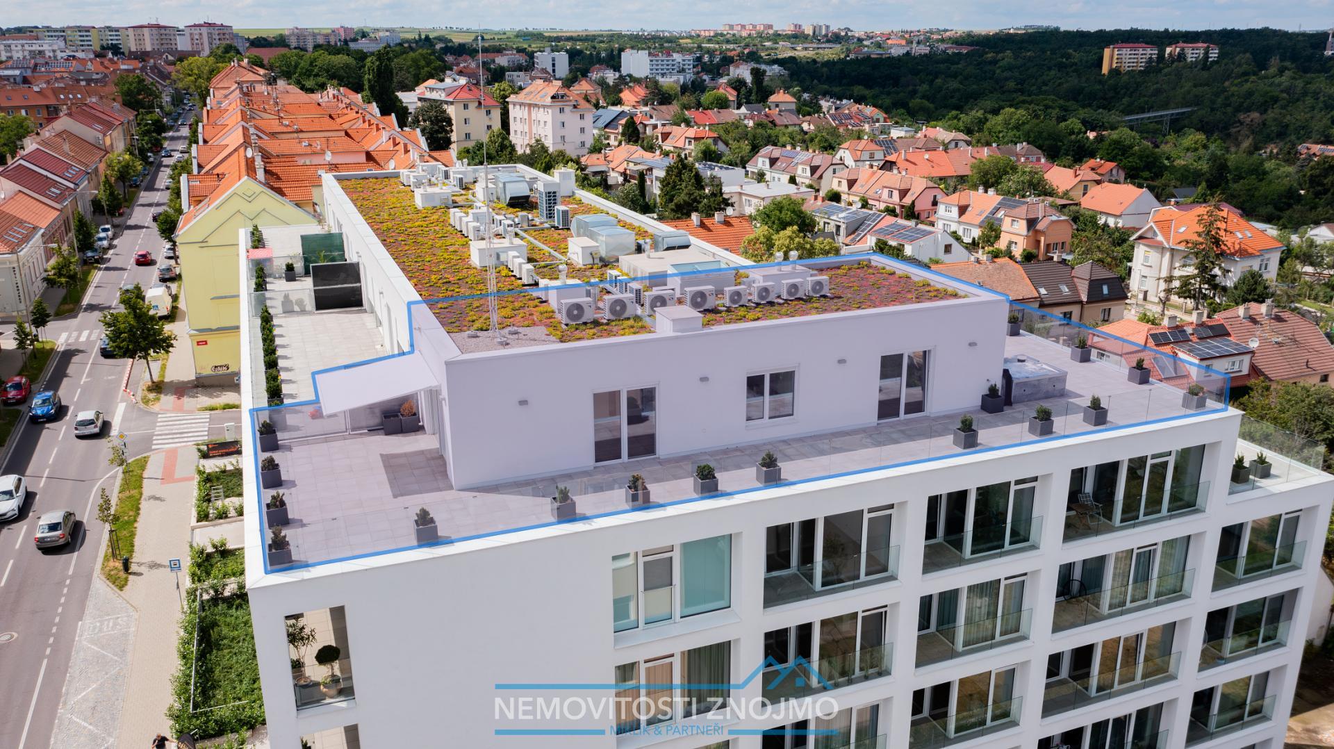 DJI_0132-Enhanced-NR kopie.jpg
