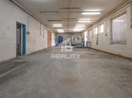 Pronájem výrobní prostor, 583 m²
