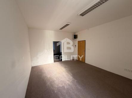 Pronájem obchodní prostory, 110 m²