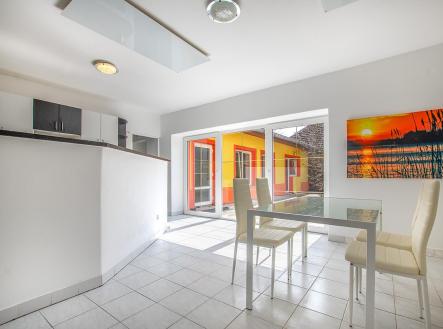 Pronájem domu/vily, 150 m²