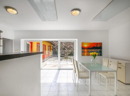 Pronájem domu/vily, 150 m²