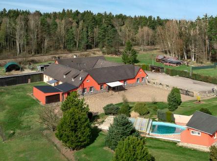 Prodej komerčního objektu, jiný, 604 m²
