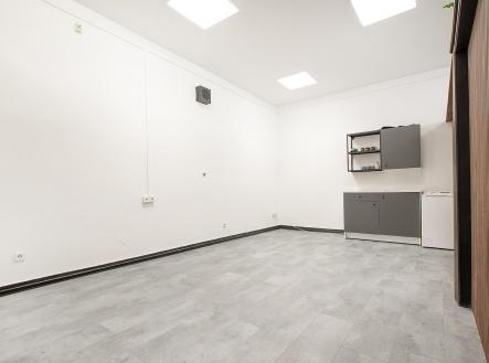 Pronájem obchodní prostory, 18 m²