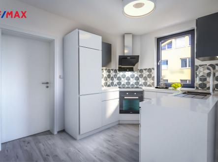 Prodej bytu, 3+kk, 77 m² obrázek