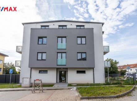 Prodej bytu, 3+kk, 77 m²