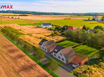 Prodej pozemku pro bydlení, 8 247 m²