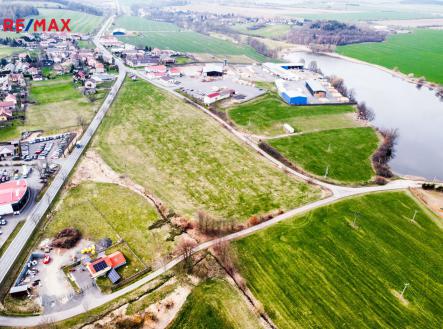 Prodej - pozemek pro komerční výstavbu, 4 000 m²