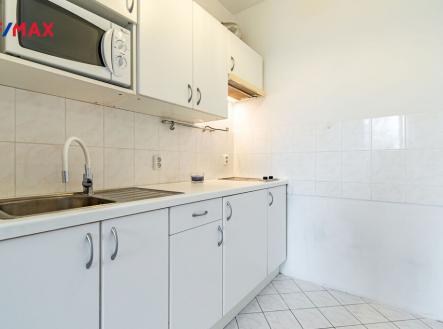 Pronájem bytu, 1+kk, 28 m²