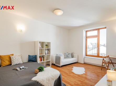 Pronájem bytu, 1+kk, 27 m²