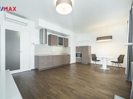 Pronájem bytu, 2+kk, 55 m²