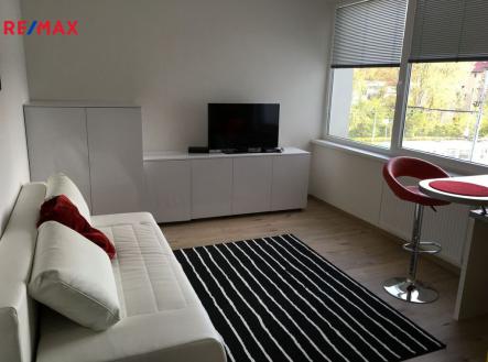 Pronájem bytu, 1+kk, 22 m²