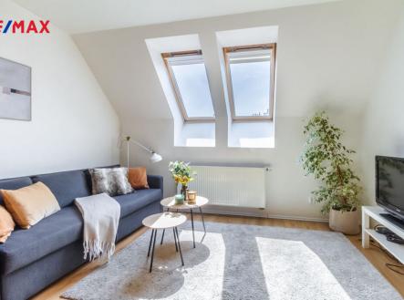 Pronájem bytu, 3+kk, 96 m²