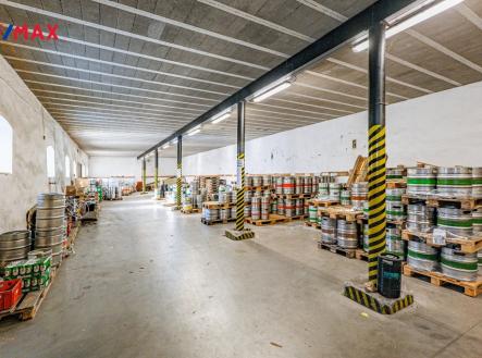 Prodej nájemního domu, 1 500 m²