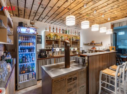 Prodej nájemního domu, 897 m²