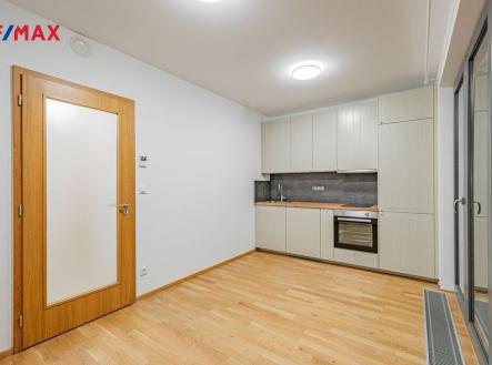 Pronájem bytu, 1+kk, 26 m²