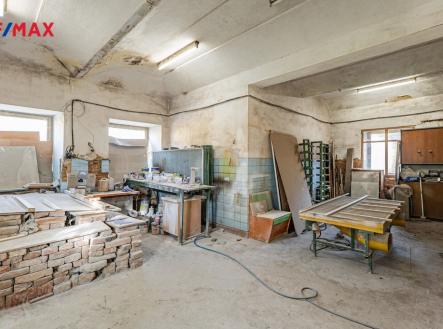 Prodej zemědělského objektu, 2 270 m²