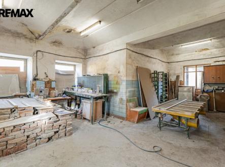 Prodej zemědělského objektu, 2 270 m²