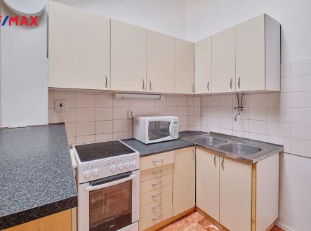 Pronájem bytu, 3+kk, 77 m²