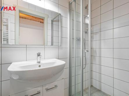 Pronájem bytu, 1+kk, 24 m²