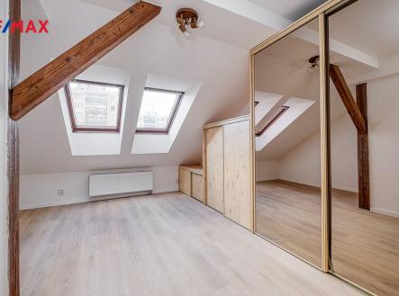 Pronájem bytu, 2+kk, 65 m²