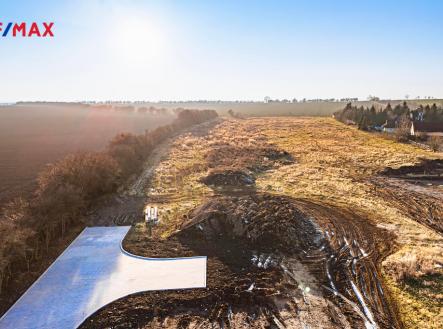 Prodej pozemku pro bydlení, 11 703 m²
