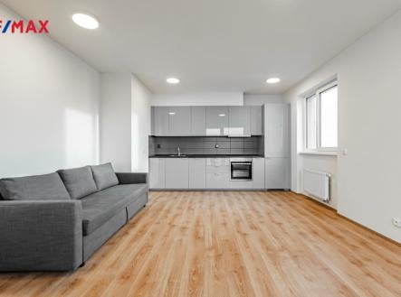 Pronájem bytu, 2+kk, 2 203 m²