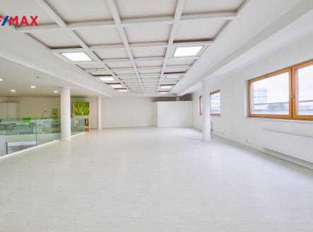 Pronájem obchodní prostor, 97 m²