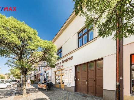 Prodej nájemního domu, 1 020 m²