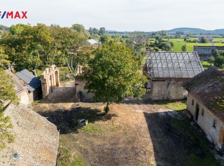 Prodej - pozemek pro bydlení, 1 838 m²