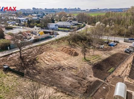 Prodej - pozemek pro komerční výstavbu, 1 120 m²