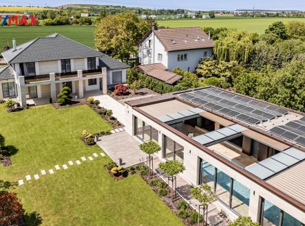 Prodej - dům/vila, 340 m²