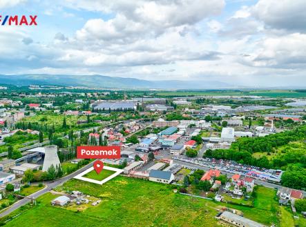 Pronájem - pozemek pro komerční výstavbu, 2 027 m²