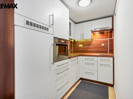 Pronájem bytu, 2+kk, 57 m² obrázek