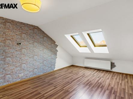 Pronájem bytu, 2+kk, 57 m²