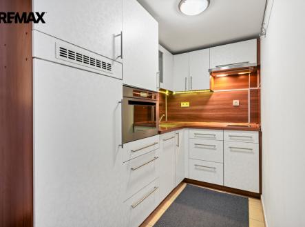 Pronájem bytu, 2+kk, 57 m²
