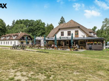 Prodej hotel, 1 200 m² obrázek