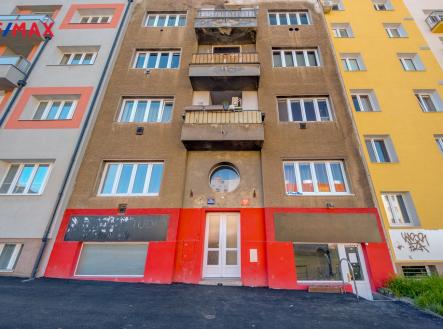 Prodej obchodní prostor, 151 m²