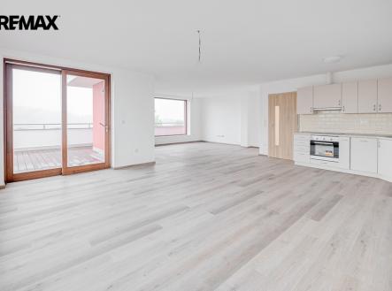 Pronájem bytu, 3+kk, 161 m²