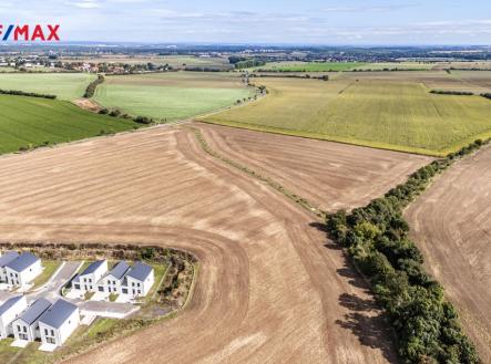 Prodej pozemku pro bydlení, 28 407 m²