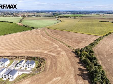 Prodej pozemku pro bydlení, 28 407 m²