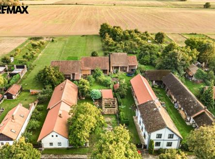 Prodej pozemku pro bydlení, 2 619 m²