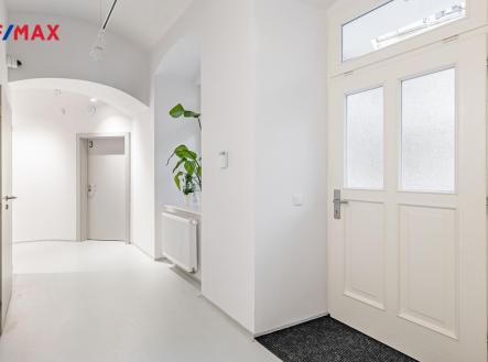 Pronájem jiné, 42 m²