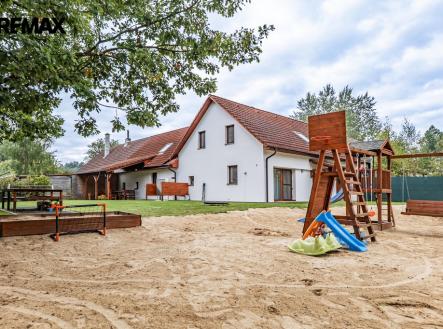 Prodej jiné, 236 m² obrázek