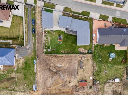 Prodej pozemku pro bydlení, 1 300 m²