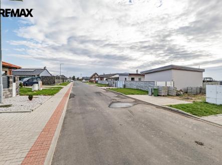 Prodej pozemku pro bydlení, 1 300 m²